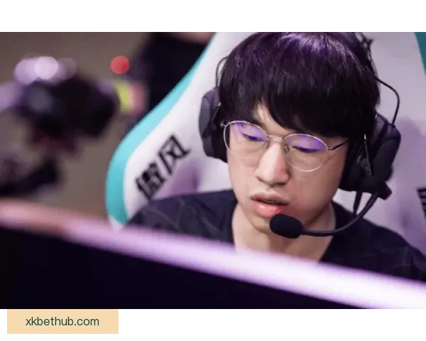 弗拉格谈新秀赛季精神压力 去年仅输四场比赛感受分享 弗拉格谈新秀赛季精神压力 去年仅输四场比赛感受分享